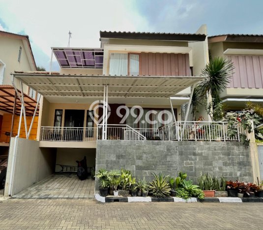 Dijual Rumah 4 Kamar Lokasi Ideal Bagus dan Strategis di Sukasari Dijual Rumah 4 Kamar Lokasi Ideal Bagus dan Strategis di Sukasari
