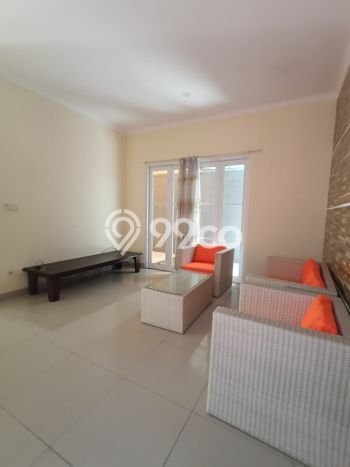 Disewakan! Rumah 3 Kamar Tidur &
3 Kamar Mandi di Gading Serpong, Tangerang Disewakan! Rumah 3 Kamar Tidur &
3 Kamar Mandi di Gading Serpong, Tangerang