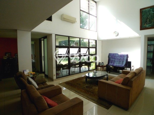 Jual Rumah Mewah Elegan Dengan View Eksklusif di Pangkalan Jati, Depok Jual Rumah Mewah Elegan Dengan View Eksklusif di Pangkalan Jati, Depok