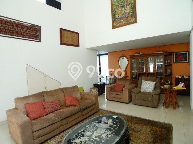 Jual Rumah Mewah Elegan Dengan View Eksklusif di Pangkalan Jati, Depok Jual Rumah Mewah Elegan Dengan View Eksklusif di Pangkalan Jati, Depok