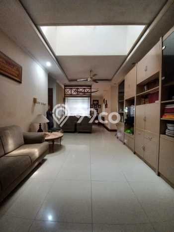 Rumah Minimalis 4 Kamar LT 136m2 di Cinere Rumah Minimalis 4 Kamar LT 136m2 di Cinere