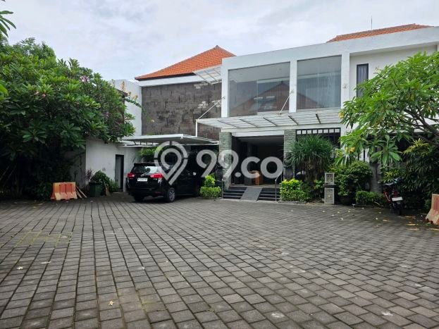 Dijual Hotel Kawasan Strategis di Kuta, Luas 910m2m², Jalan Utama Dijual Hotel Kawasan Strategis di Kuta, Luas 910m2m², Jalan Utama