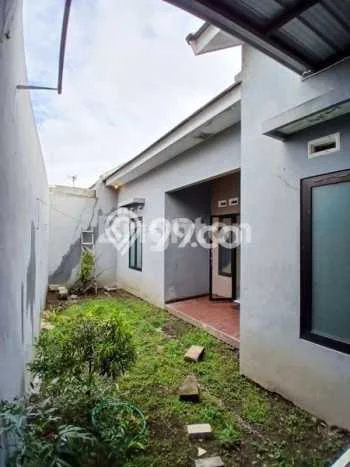 Sewa Rumah Murah di Soekarno Hatta Malang dengan 3 KT Sewa Rumah Murah di Soekarno Hatta Malang dengan 3 KT
