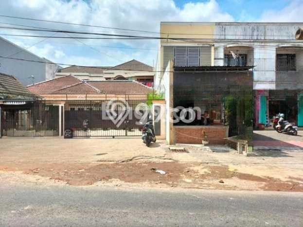 For Sale! Premium House LT 668m2 Desain Modern di Malang Kota For Sale! Premium House LT 668m2 Desain Modern di Malang Kota