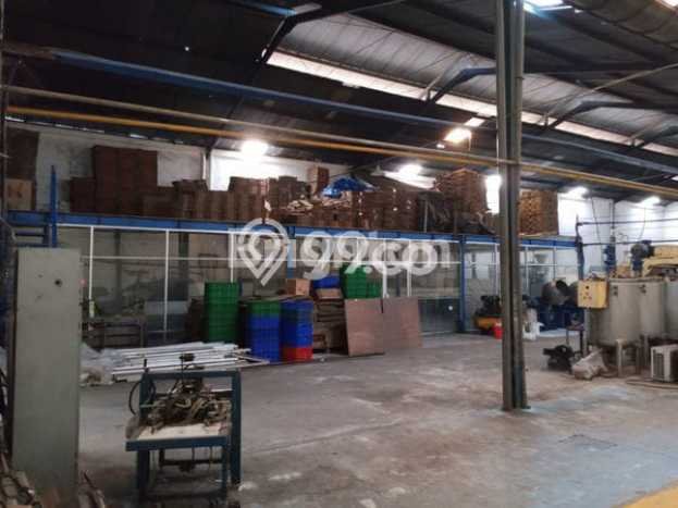 Gudang Disewakan di Area Ramai Singosari, Malang Gudang Disewakan di Area Ramai Singosari, Malang