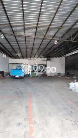 Unit Gudang Disewakan di Tlogowaru di Area Ramai & Strategis Unit Gudang Disewakan di Tlogowaru di Area Ramai & Strategis