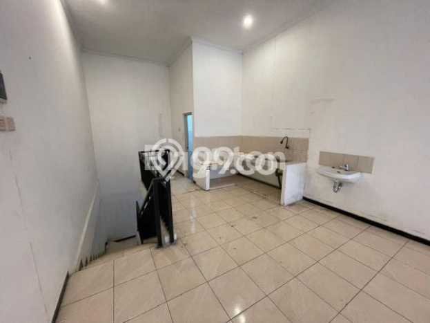 FOR RENT! Ruko di Sulfat Cocok untuk Bisnis 120m2 FOR RENT! Ruko di Sulfat Cocok untuk Bisnis 120m2
