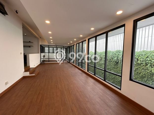 Kantor Bagus Dijual LB 443m2 Lokasi Strategis Jakarta Selatan Area Cocok untuk Bisnis Kantor Bagus Dijual LB 443m2 Lokasi Strategis Jakarta Selatan Area Cocok untuk Bisnis