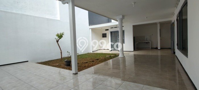 Rumah Strategis Minimalis Lb 200m2 di Blimbing, Malang Rumah Strategis Minimalis Lb 200m2 di Blimbing, Malang
