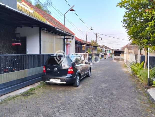 Dijual Hunian Rumah Terawat 5 Kamar di Tunggulwulung, Malang Dijual Hunian Rumah Terawat 5 Kamar di Tunggulwulung, Malang