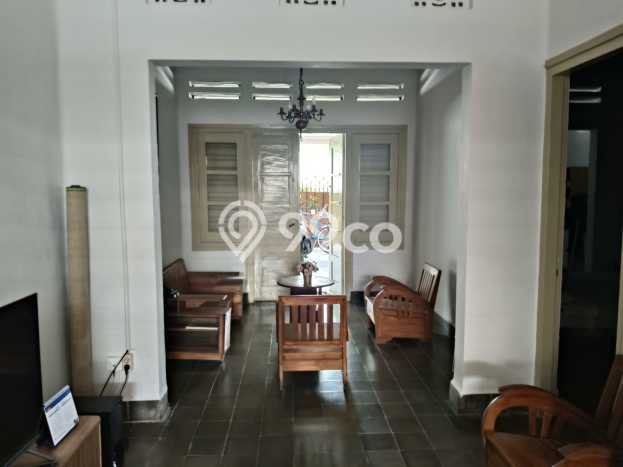 Siap Huni Rumah Mewah 3 Kamar di Klojen Dekat ke Mana Saja Siap Huni Rumah Mewah 3 Kamar di Klojen Dekat ke Mana Saja