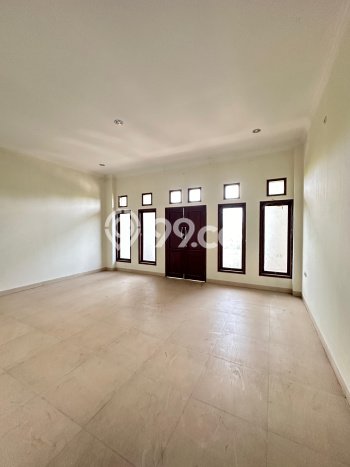 Unit Ruko Dijual di Kupang Timur Kupang Luas Tanah 300m2, Luas Bangunan 132m2 Unit Ruko Dijual di Kupang Timur Kupang Luas Tanah 300m2, Luas Bangunan 132m2