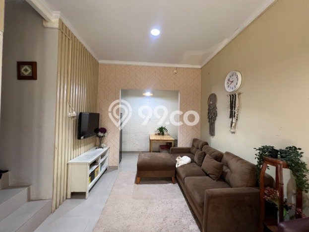 Rumah Strategis Minimalis Lb 90m2 di Ciputat, Tangerang Selatan Rumah Strategis Minimalis Lb 90m2 di Ciputat, Tangerang Selatan