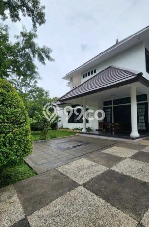 For Sale! Luxury House LT 600m2 Desain Elegan di Bandung Kota For Sale! Luxury House LT 600m2 Desain Elegan di Bandung Kota