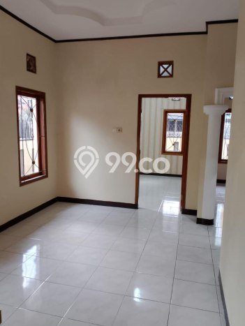 Disewakan Cepat Rumah Kondisi Bagus di Area Antapani, Bandung Disewakan Cepat Rumah Kondisi Bagus di Area Antapani, Bandung