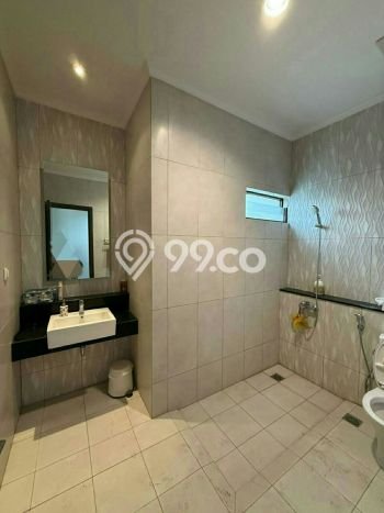 Disewakan! Rumah 5 Kamar Tidur &
4 Kamar Mandi di Summarecon Bandung, Bandung Disewakan! Rumah 5 Kamar Tidur &
4 Kamar Mandi di Summarecon Bandung, Bandung