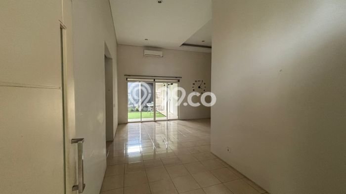 Rumah Luxury Modern Siap Huni di Kota Baru Parahyangan Bandung Rumah Luxury Modern Siap Huni di Kota Baru Parahyangan Bandung