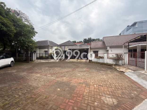 Rumah Elit Modern Tanpa Renovasi di BSD Griya Loka Tangerang Rumah Elit Modern Tanpa Renovasi di BSD Griya Loka Tangerang