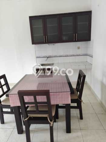 Sewa cepat hunian minimalis strategis 3 Kamar di BSD, Tangerang Selatan Sewa cepat hunian minimalis strategis 3 Kamar di BSD, Tangerang Selatan