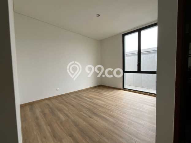 Rumah Elit Modern Tanpa Renovasi di BSD Tangerang Rumah Elit Modern Tanpa Renovasi di BSD Tangerang