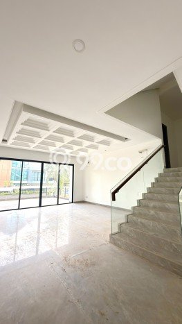 Siap Huni Hunian Elit 4 Kamar di BSD Dekat ke Mana Saja Siap Huni Hunian Elit 4 Kamar di BSD Dekat ke Mana Saja