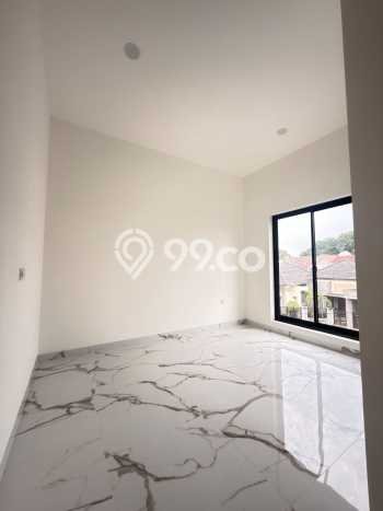 Rumah Elit Modern Tanpa Renovasi di BSD Griya Loka Tangerang Rumah Elit Modern Tanpa Renovasi di BSD Griya Loka Tangerang