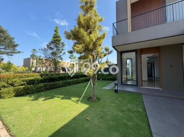Jual Rumah Mewah Elegan Dengan View Eksklusif di BSD, Tangerang Jual Rumah Mewah Elegan Dengan View Eksklusif di BSD, Tangerang