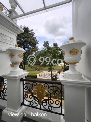 Rumah Luxury Modern Tanpa Renovasi di Gading Serpong Tangerang Rumah Luxury Modern Tanpa Renovasi di Gading Serpong Tangerang