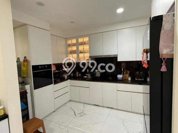 Hunian Mewah LB 260m2 Siap Huni Desain Elegan di Jakarta Garden City, Jakarta Timur Hunian Mewah LB 260m2 Siap Huni Desain Elegan di Jakarta Garden City, Jakarta Timur