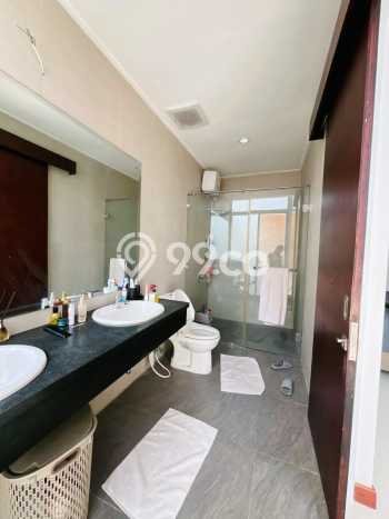 Dijual Rumah Mewah Elegan Dengan View Eksklusif di Harapan Indah, Bekasi Dijual Rumah Mewah Elegan Dengan View Eksklusif di Harapan Indah, Bekasi