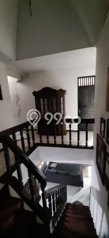 Hunian Mewah LB 119m2 Siap Pakai Desain Elegan di Pondok Kelapa, Jakarta Timur Hunian Mewah LB 119m2 Siap Pakai Desain Elegan di Pondok Kelapa, Jakarta Timur