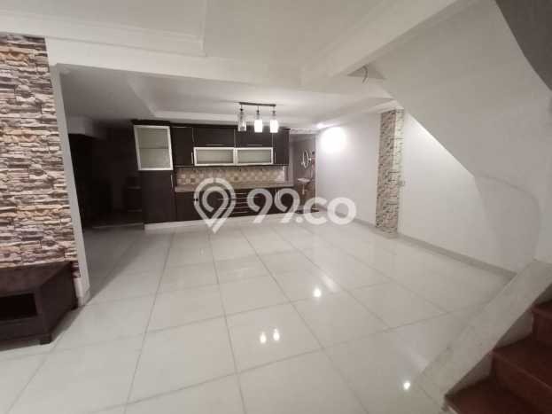 Rumah Bagus Siap Pakai Di Kelapa Gading Luas 175m2 Lokasi Strategis Rumah Bagus Siap Pakai Di Kelapa Gading Luas 175m2 Lokasi Strategis