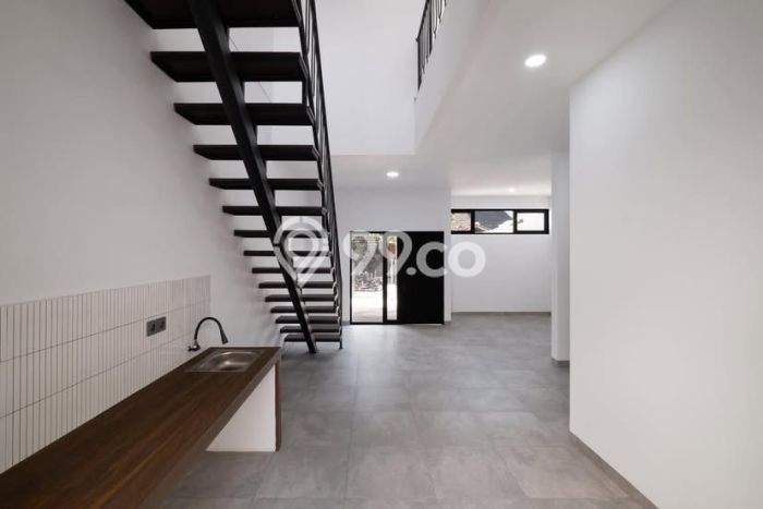 Rumah Strategis Minimalis Lb 160m2 di Antapani, Bandung Rumah Strategis Minimalis Lb 160m2 di Antapani, Bandung