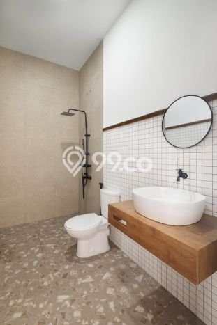 Rumah Strategis Minimalis Lb 160m2 di Antapani, Bandung Rumah Strategis Minimalis Lb 160m2 di Antapani, Bandung