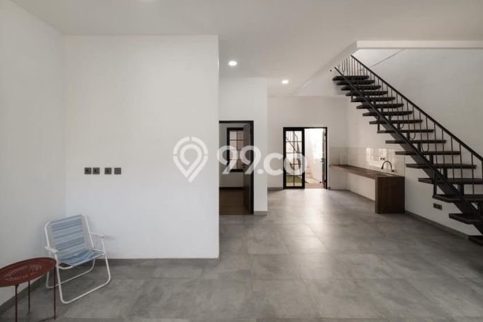 Rumah Strategis Minimalis Lb 160m2 di Antapani, Bandung Rumah Strategis Minimalis Lb 160m2 di Antapani, Bandung