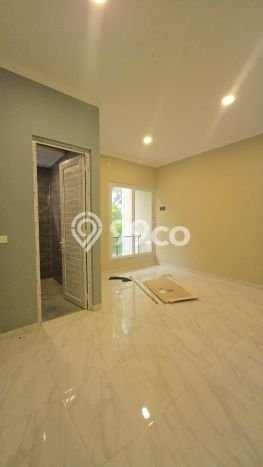 Dijual Cepat Rumah Bagus Siap Huni LB 120m2 di BSD, Tangerang Selatan Dijual Cepat Rumah Bagus Siap Huni LB 120m2 di BSD, Tangerang Selatan