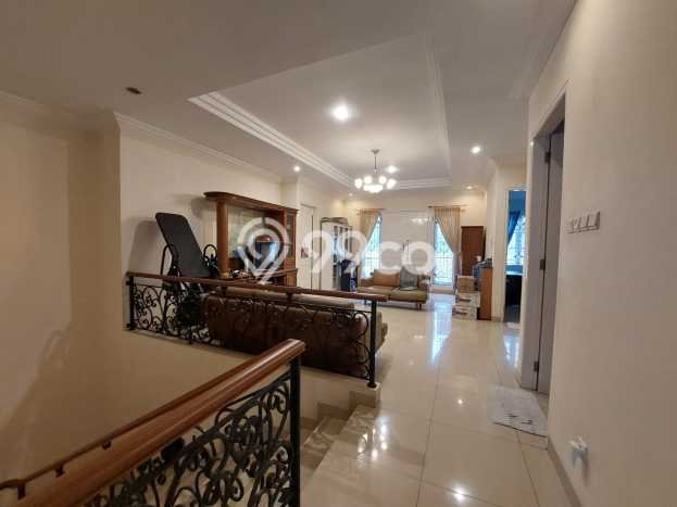 Rumah Elit Modern Tanpa Renovasi di Gading Serpong Tangerang Rumah Elit Modern Tanpa Renovasi di Gading Serpong Tangerang