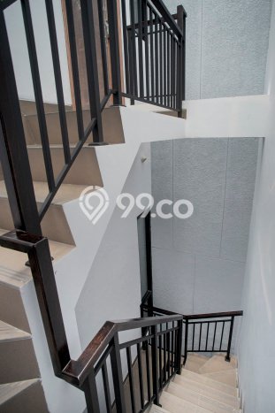 Best Deal Hunian Premium Ideal dan Luas di BSD, Tangerang Selatan Best Deal Hunian Premium Ideal dan Luas di BSD, Tangerang Selatan