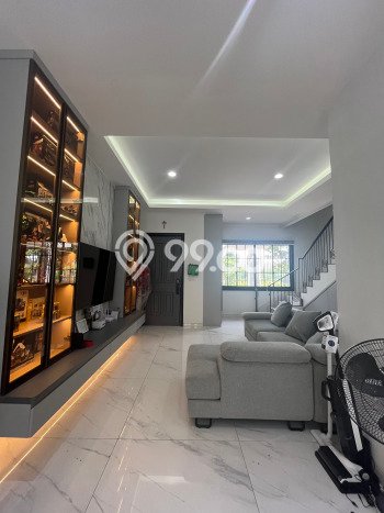 Rumah Elit Modern Tanpa Renovasi di Alam Sutera Tangerang Rumah Elit Modern Tanpa Renovasi di Alam Sutera Tangerang