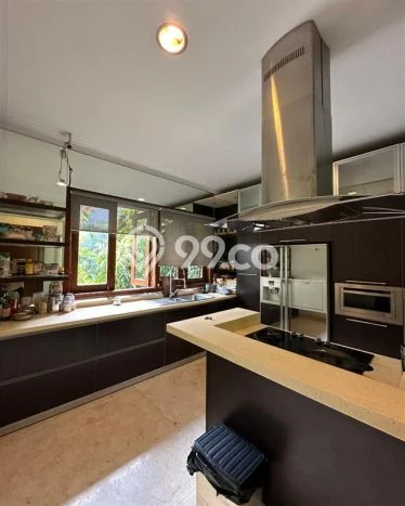 Hunian Mewah Dijual LT 312m2 di Cilandak, Jakarta Selatan Hunian Mewah Dijual LT 312m2 di Cilandak, Jakarta Selatan