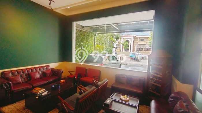 Komersial untuk Disewa di Pusat Jakarta Selatan Luas Bangunan 32m2 Komersial untuk Disewa di Pusat Jakarta Selatan Luas Bangunan 32m2