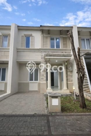 For Sale Rumah 2 Kamar Lokasi Ideal Nyaman dan Strategis di BSD For Sale Rumah 2 Kamar Lokasi Ideal Nyaman dan Strategis di BSD