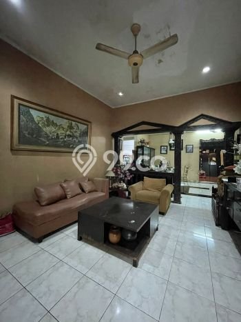 Hunian Mewah LB 300m2 Siap Pakai Desain Elegan di Radio Dalam, Jakarta Selatan Hunian Mewah LB 300m2 Siap Pakai Desain Elegan di Radio Dalam, Jakarta Selatan