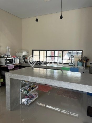 Vila di Kuta, Luas 155m2m², Dekat ke beragam fasilitas umum Vila di Kuta, Luas 155m2m², Dekat ke beragam fasilitas umum