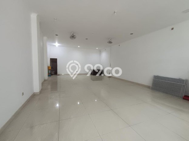 Ruko Disewa di Bekasi dengan LB 154m2 Area Komersial Ramai Ruko Disewa di Bekasi dengan LB 154m2 Area Komersial Ramai