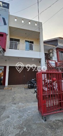 Ruko Disewa di Duren Sawit, Jakarta Timur, LT 117m2 / LB 225m2 Ruko Disewa di Duren Sawit, Jakarta Timur, LT 117m2 / LB 225m2