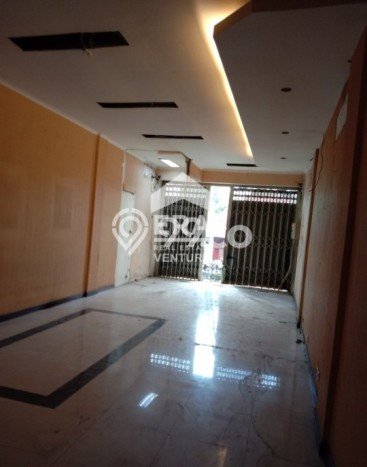 Disewakan Ruko di Pusat Kota Malang Ramai Strategis Disewakan Ruko di Pusat Kota Malang Ramai Strategis