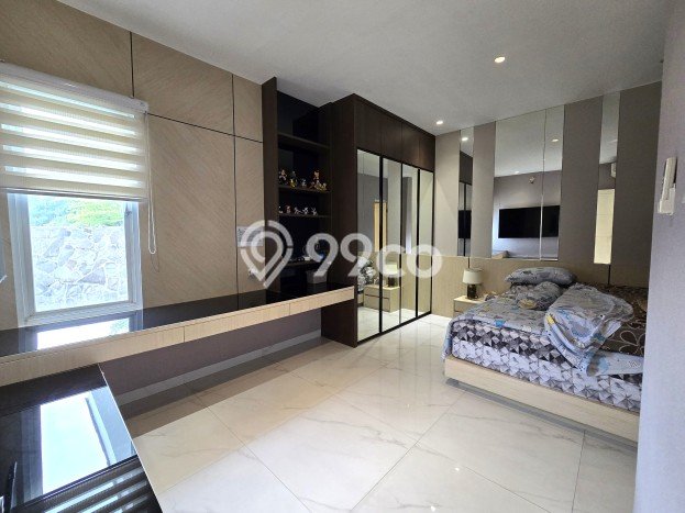 Rumah Mewah Dijual LT 200m2 di Cakung, Jakarta Timur Rumah Mewah Dijual LT 200m2 di Cakung, Jakarta Timur