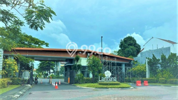 Jual Rumah Mewah Elegan Dengan View Cantik di Jakarta Garden City, Jakarta Timur Jual Rumah Mewah Elegan Dengan View Cantik di Jakarta Garden City, Jakarta Timur