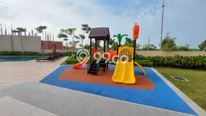 Rumah Mewah LB 193m2 Siap Huni Desain Elegan di Jakarta Garden City, Jakarta Timur Rumah Mewah LB 193m2 Siap Huni Desain Elegan di Jakarta Garden City, Jakarta Timur